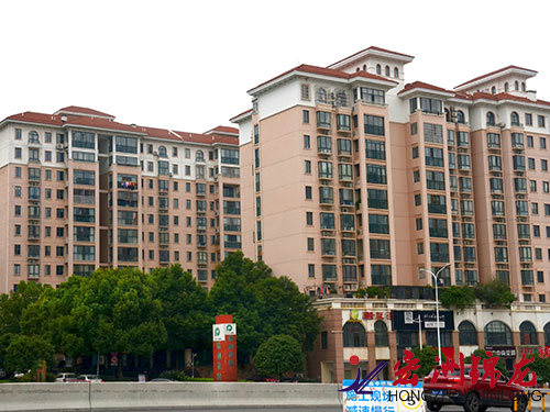 保利花園陽(yáng)臺(tái)護(hù)欄工程案例