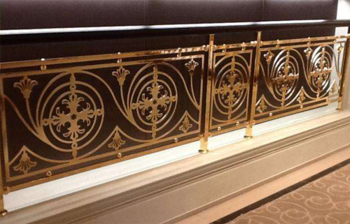 爆花鑫鋅鋼陽臺護(hù)欄實拍