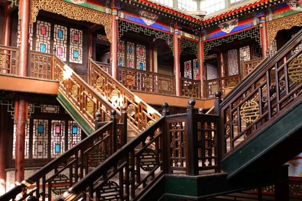 木質(zhì)陽臺欄桿 木質(zhì)陽臺欄桿