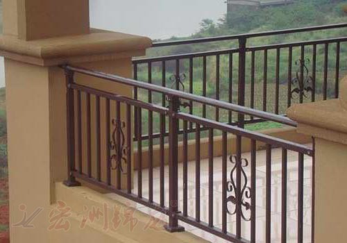 鋅鋼陽(yáng)臺(tái)護(hù)欄案例圖片