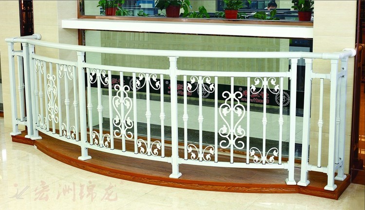 鋅鋼陽(yáng)臺(tái)護(hù)欄案例圖片