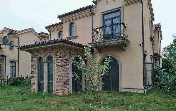 湖南別墅鋅鋼護欄客戶安裝案例分析