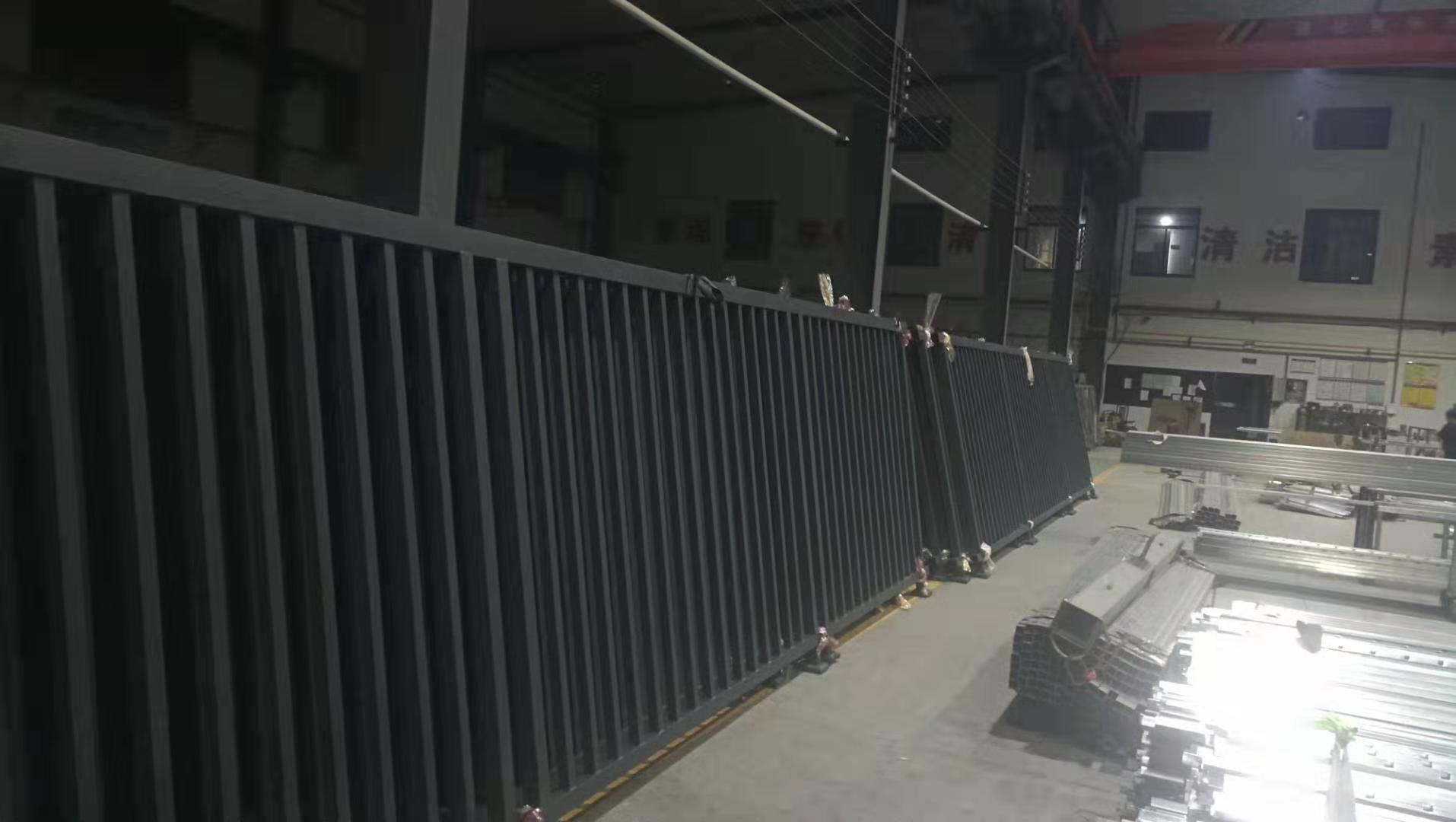 學(xué)校圍墻護(hù)欄